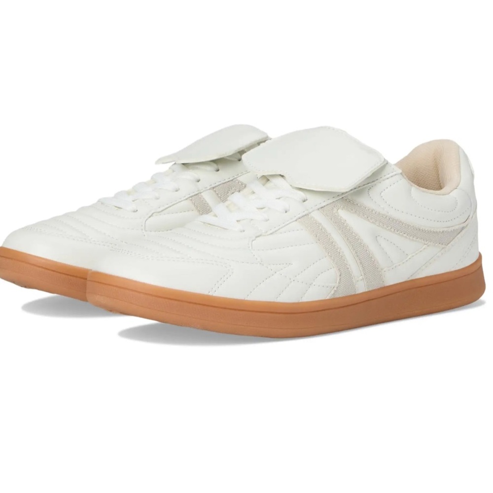 Steve Madden Madrid White and Tan Sneakers Women’s size 10. Good used condition